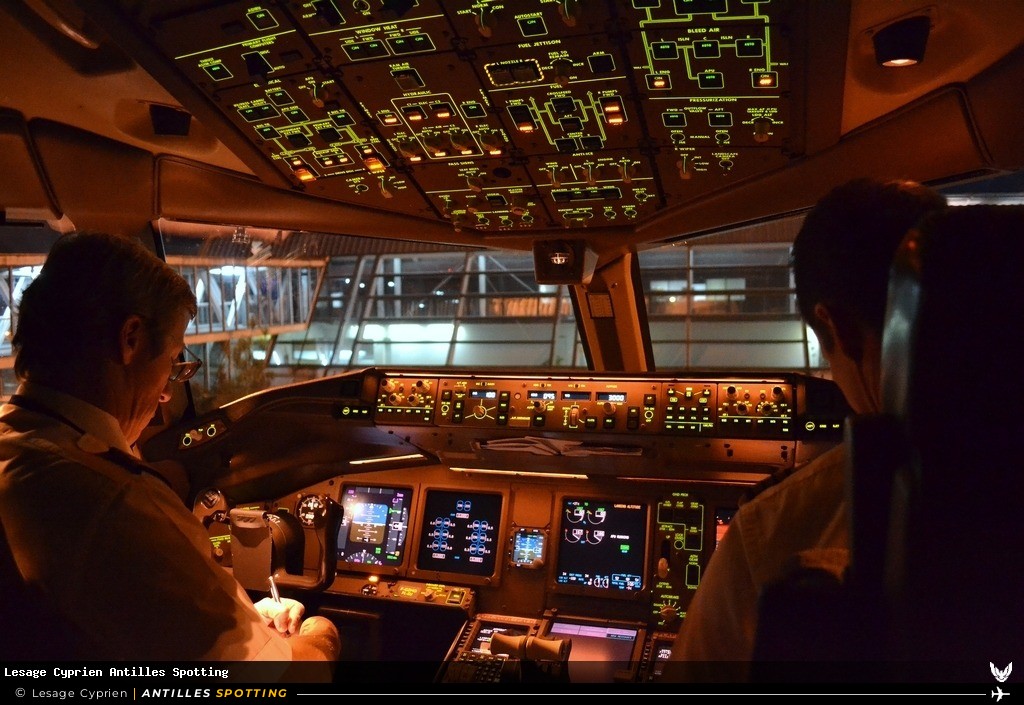F-GZNG · Boeing 777-300ER, Air France, Martinique – Aimé Césaire