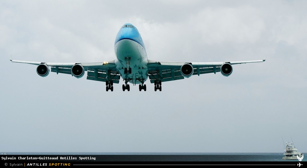 PH-BFG · Boeing 747-400, KLM, Sint Maarten – Princess Juliana