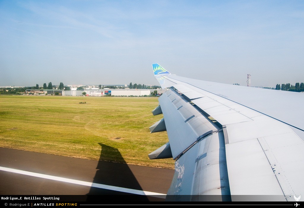 F-GOTO · Airbus A330-300, Air Caraïbes, Paris-Orly