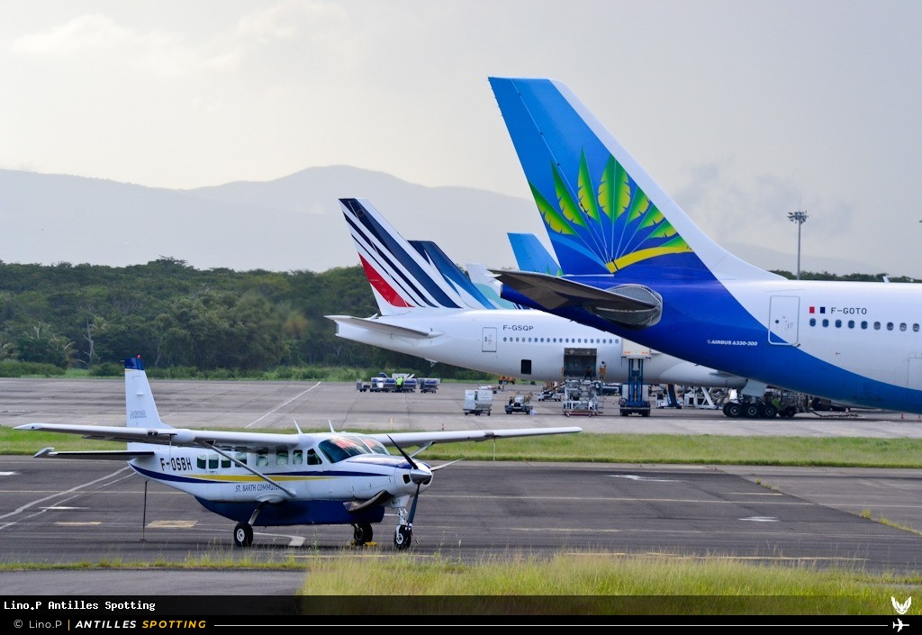 F-GOTO · Airbus A330-300, Air Caraïbes, Pointe-à-Pitre – Maryse Condé