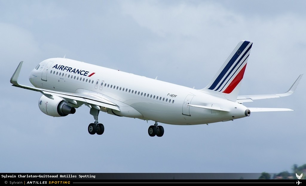 F-HEPF · Airbus A320, Air France, Martinique – Aimé Césaire