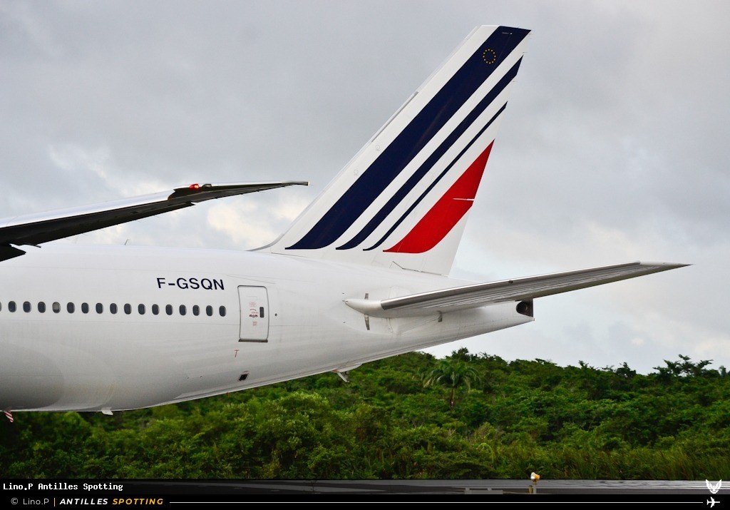 F-GSQN · Boeing 777-300ER, Air France, Pointe-à-Pitre – Maryse Condé