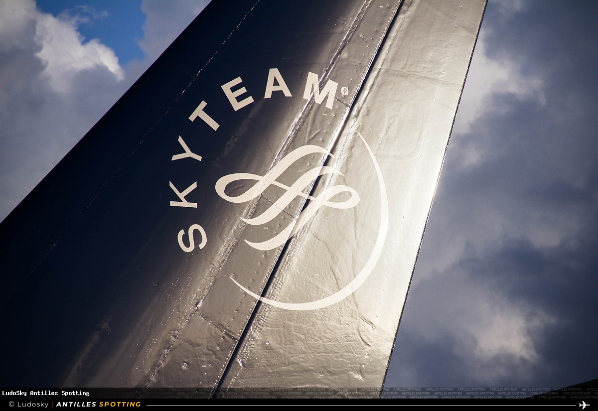 EI-DIR · Airbus A330-200, SkyTeam (Alitalia), Pointe-à-Pitre – Maryse Condé
