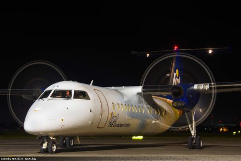 V2-LGD · De Havilland Canada Dash 8-300, Pointe-à-Pitre – Maryse Condé