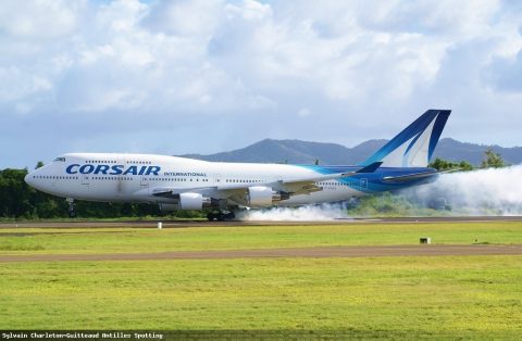 F-HSEA · Boeing 747-400, Martinique – Aimé Césaire