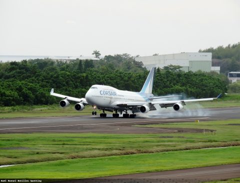 F-HSEA · Boeing 747-400, Martinique – Aimé Césaire