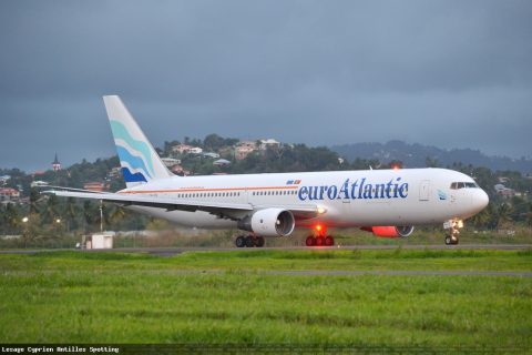 CS-TFS · Boeing 767-300, Martinique – Aimé Césaire