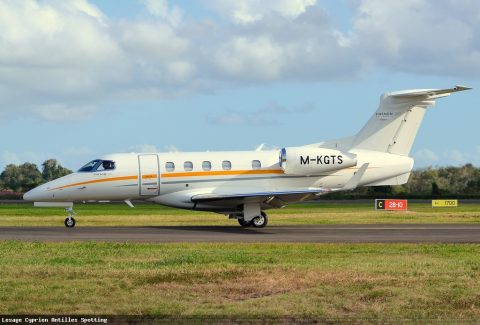 M-KGTS · Embraer Phenom 300, Martinique – Aimé Césaire