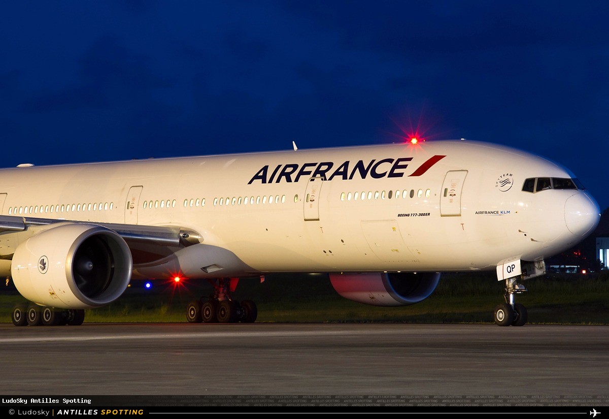 F-GSQP · Boeing 777-300ER, Air France, Pointe-à-Pitre – Maryse Condé