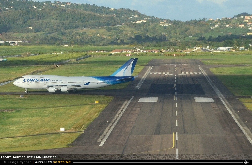 F-GTUI · Boeing 747-400, Corsair International, Martinique – Aimé Césaire