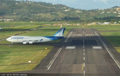 F-GTUI · Boeing 747-400, Martinique – Aimé Césaire