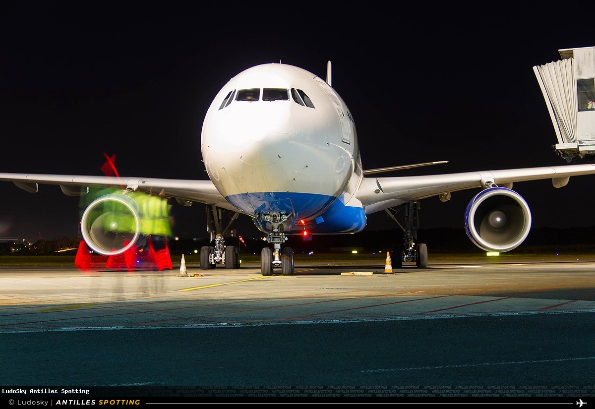 F-GOTO · Airbus A330-300, Air Caraïbes, Pointe-à-Pitre – Maryse Condé
