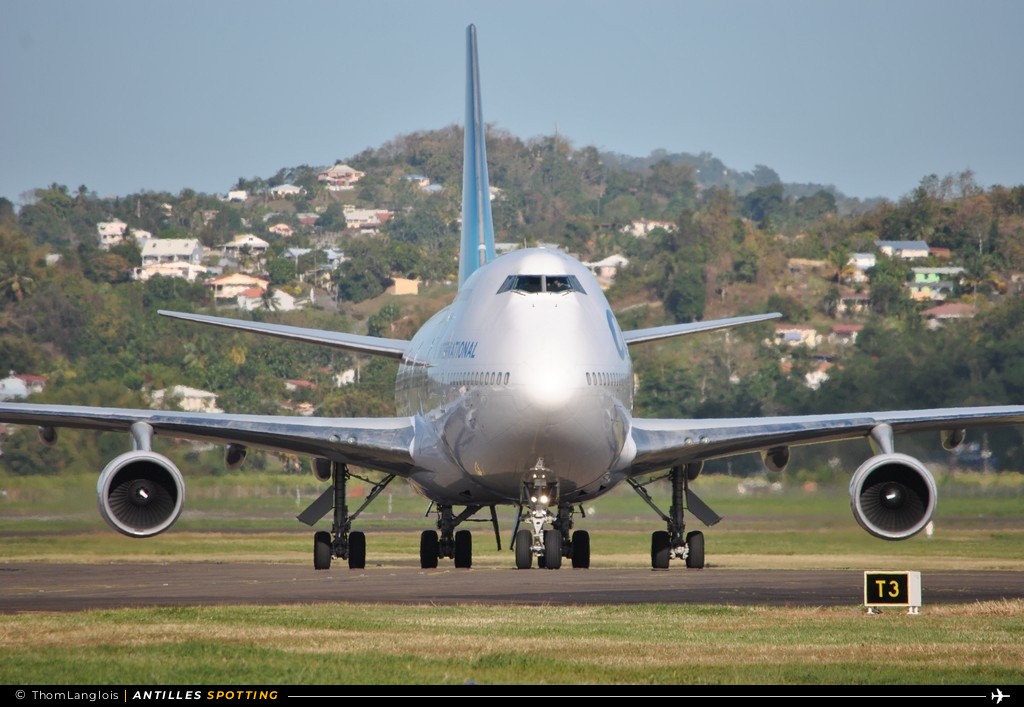 F-HSEA · Boeing 747-400, Corsair International, Martinique – Aimé Césaire