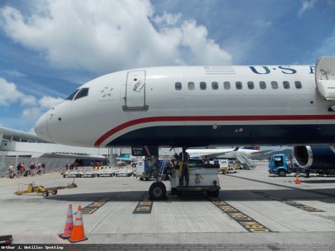 N201UU · Boeing 757-200, Sint Maarten – Princess Juliana