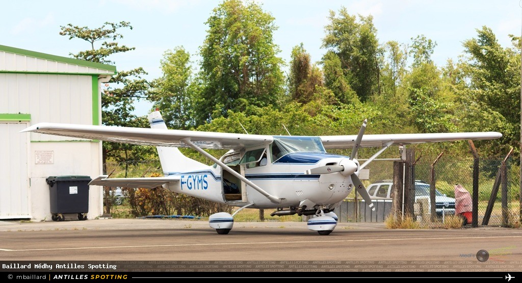 F-GYMS · Cessna 206 Stationair, Colibri Parachutisme, Martinique – Aimé Césaire