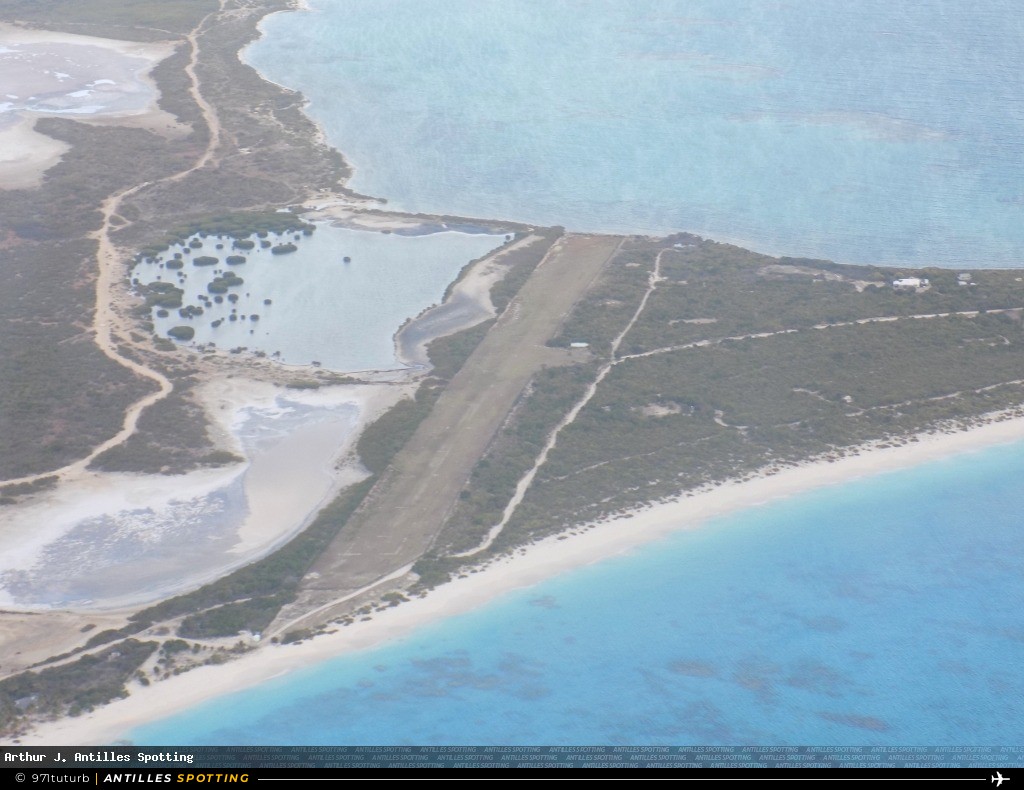Aéroport · Vue aérienne, TAPT - Coco Point Lodge, Coco Point Lodge