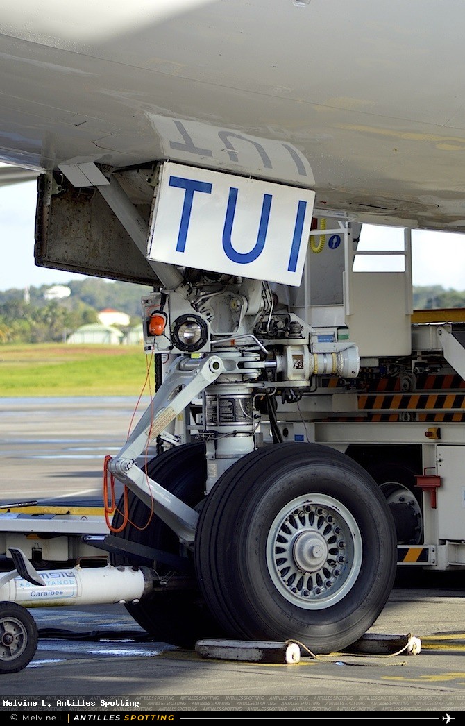 F-GTUI · Boeing 747-400, Corsair International, Pointe-à-Pitre – Maryse Condé