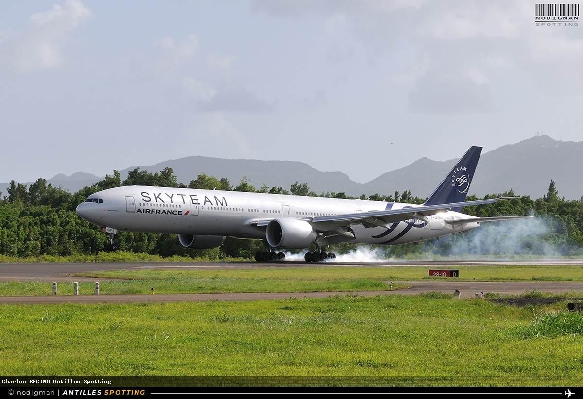 F-GZNN · Boeing 777-300ER, Air France, Martinique – Aimé Césaire