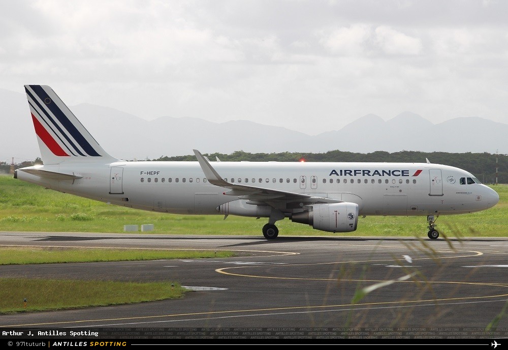 F-HEPF · Airbus A320, Air France, Pointe-à-Pitre – Maryse Condé