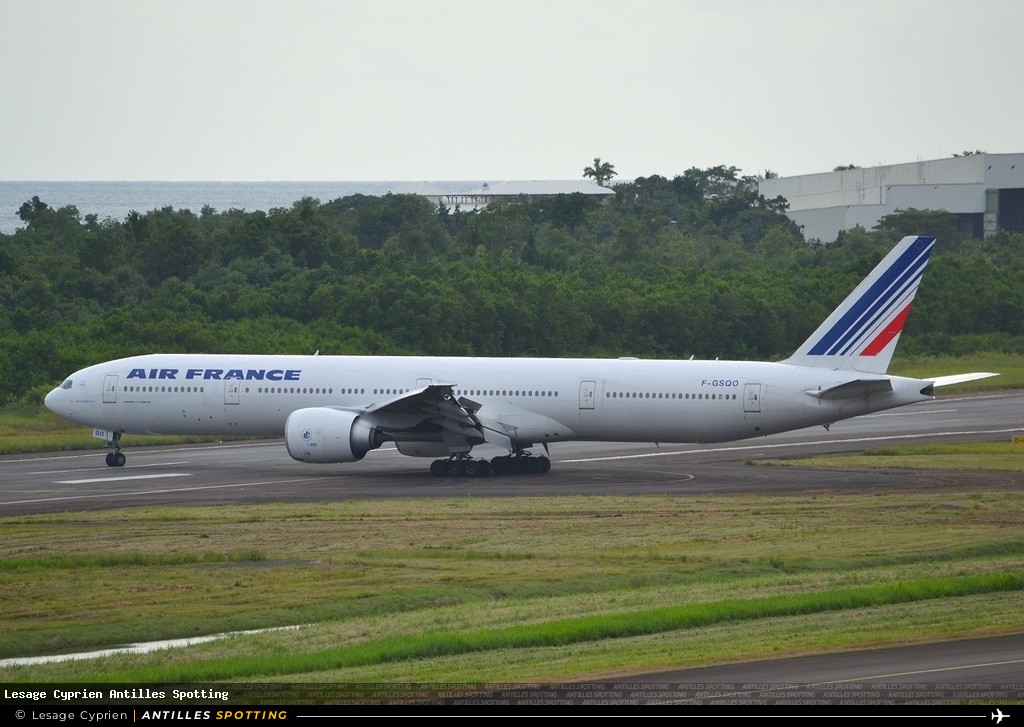 F-GSQO · Boeing 777-300ER, Air France, Martinique – Aimé Césaire
