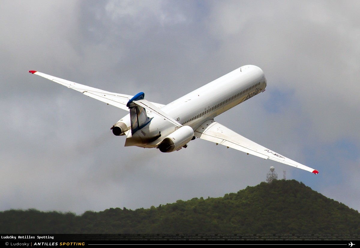 PJ-MDF · McDonnell Douglas MD-83, Insel Air, Sint Maarten – Princess Juliana