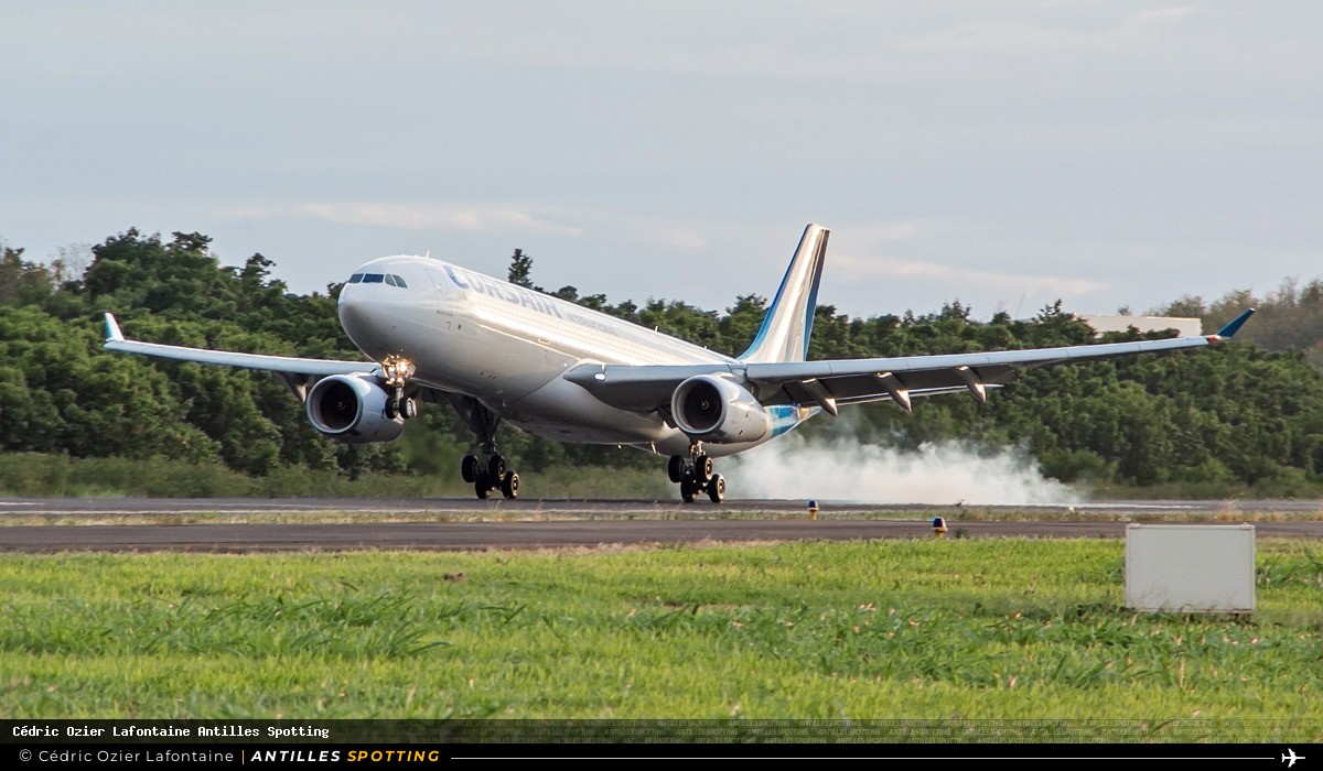 F-HZEN · Airbus A330-300, Corsair International, Martinique – Aimé Césaire