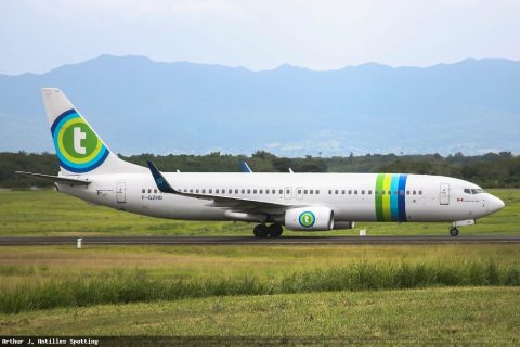 F-GZHD · Boeing 737-800, Pointe-à-Pitre – Maryse Condé