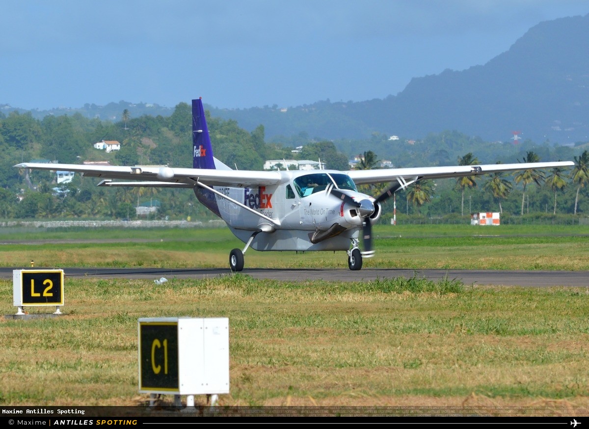 N881FE · Cessna 208 Caravan, FedEx Feeder, Martinique – Aimé Césaire