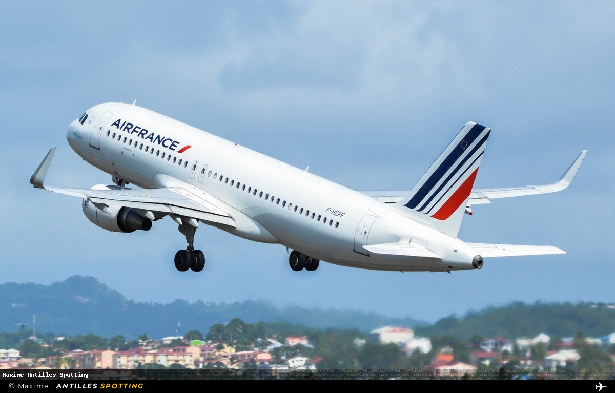 F-HEPF · Airbus A320, Air France, Martinique – Aimé Césaire