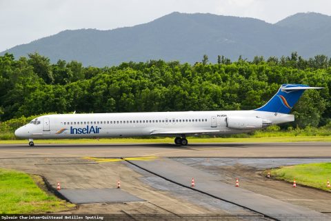 P4-MDH · McDonnell Douglas MD-83, Martinique – Aimé Césaire